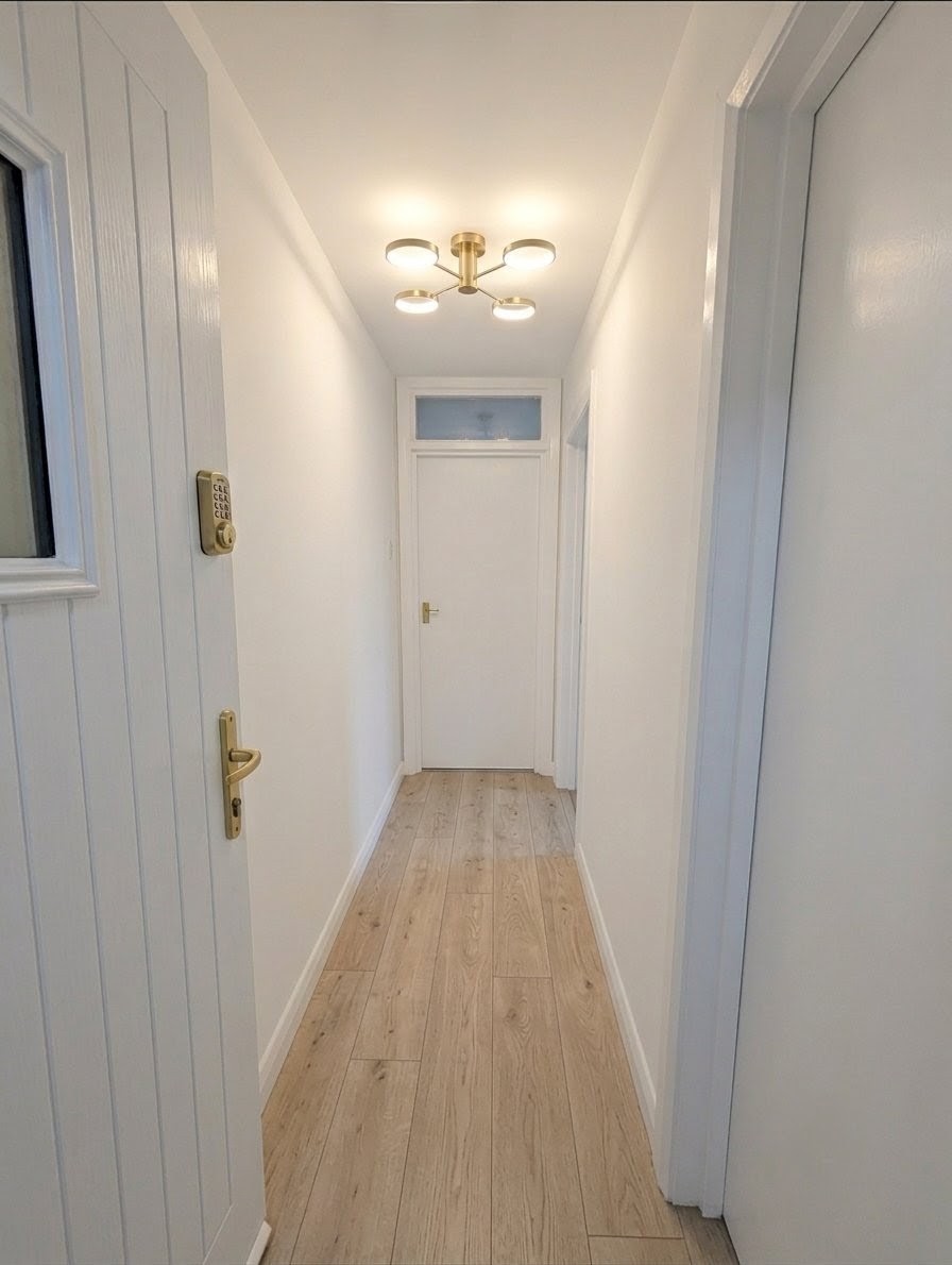 Chigwell Apartment